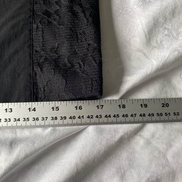 Suzy Shier Women's Black Pull On Midi Skirt Lace Accents Size Medium‎ - Picture 11 of 12